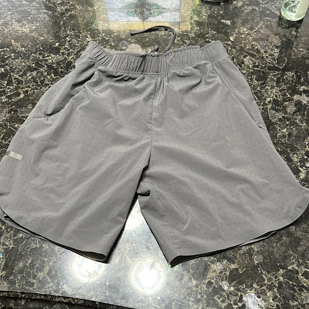 2 in 1 gymshark shorts